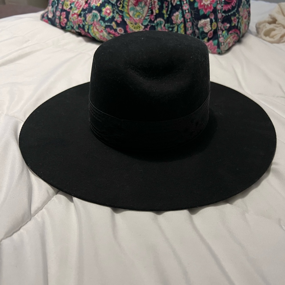 Lack of Color Hat